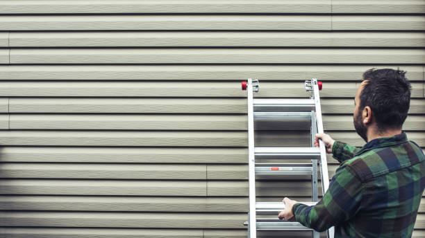 How To Choose The Right Materials for Your Siding Installation in 'Coon Rapids, MN